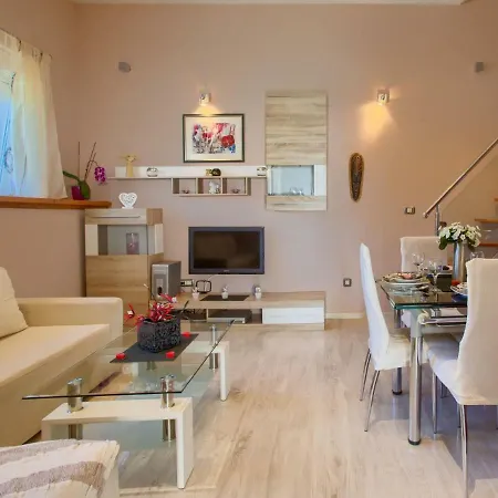 Holiday House Bruno * Шишан